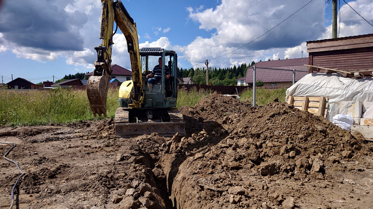 Дренаж периметра дома и парковка с дорогой в Кискелово