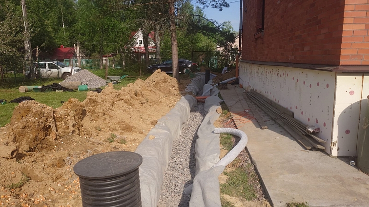 Переделка дренажа дома в Васкелово